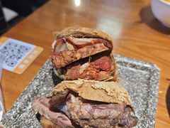 -老天桥酱肉烧饼夹肘子(天桥店)