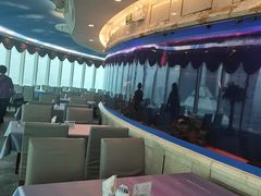 -黄金海景西餐厅·三文鱼·牛扒云顶旋转自助餐