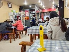 大堂-潘国仙耳光馄饨(黄家阙路店)