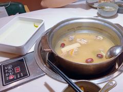 -喃喃椰·糟粕醋·椰子鸡火锅(七堡花园店)