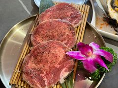 -围炉肉舍丹东海鲜烤肉·烤活鳗(步行街店)