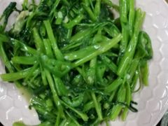 油渣炒时蔬-老兵牛蹄店(下沙店)