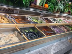 -金滏山烤肉·海鲜·火锅自助餐厅(襄阳万达店)