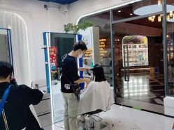 点击看大图 -银星女王公园发型艺术沙龙
