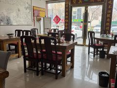 -溢心园香河肉饼总店
