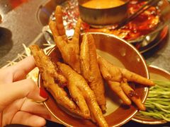 -渝井巷重庆老火锅(沈阳吉祥店)