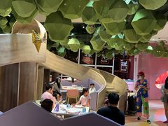 -水桶王国主题餐厅·聚会·生日派对·亲子活动·家庭套餐(亚龙湾希尔顿店)