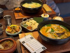 -银米·云南传统过桥米线(双廊黑金冠店)