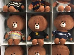 -LINE FRIENDS Garosu-gil Flagship Store