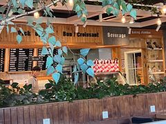 -劳顶笨咖啡(丽水宜家店)
