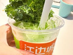 -江边城外烤全鱼(世茂广场店)
