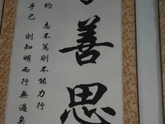 -荒岛实景沉浸密室(江汉路1店)
