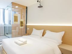 -幸栖洞穴设计酒店(成都春熙路店)