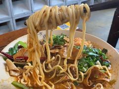 -方铲铲·成都板凳面(滨江银泰店)