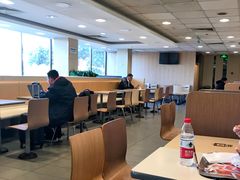 大堂-麦当劳(军博店)