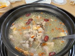 -濠轩阁特色生蚝火锅(水湾路店)
