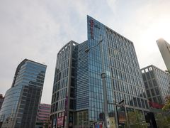 -新中关购物中心