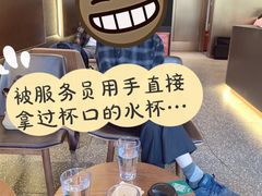 -星巴克臻选(上海虹桥新天地三店)