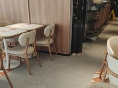 -必胜客(阿罗海店)