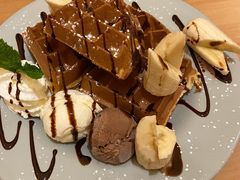 朱古力香蕉华夫饼-Lia Cafe Bar Restaurant松山咖啡屋