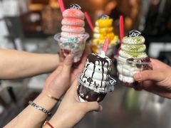 -DQ·蛋糕·冰淇淋(五棵松万达店)