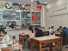 -老西白点心店