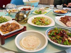 -梅飞酒家(名辉豪庭店)