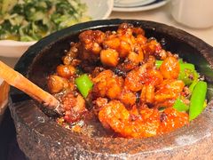 石锅杭椒牛蛙-桂满陇-西湖船宴(西单大悦城店)