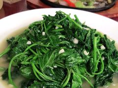 -南沙辉记烧鸡·荔枝木炭火吊烧(旧镇店)
