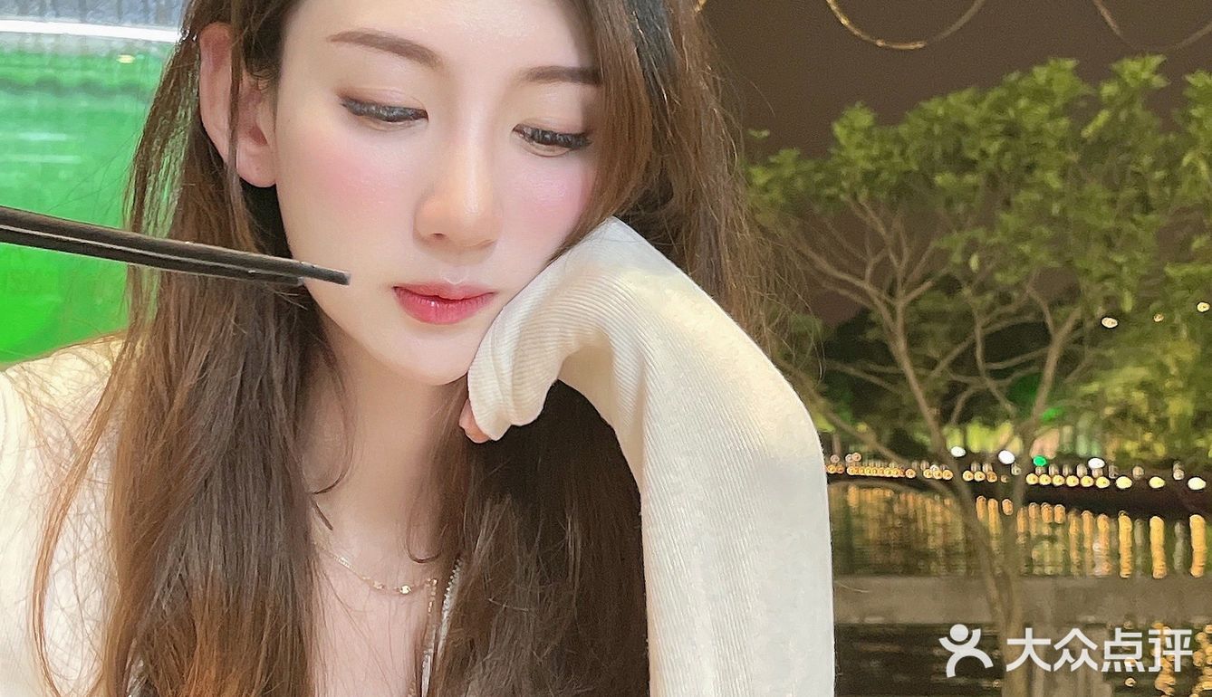 最近超火🔥的牛排牛尾锅，除了油了点真的是太毕了