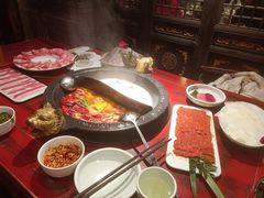 -袁老四重庆老火锅(桐梓坡店)