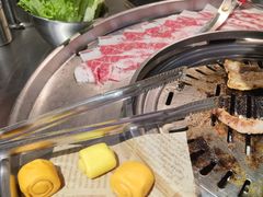 -哈哈碳都·牛肋条无限自助烤肉(宝龙店)