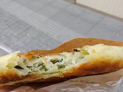 -沪上王记葱油饼(襄阳南路店)