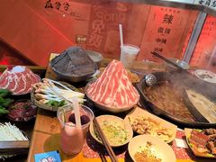 -宝龙城(杭州滨江店)