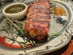 -LESCEDARS Brasserie Bistro香柏树