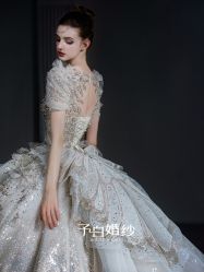 -予白婚纱礼服馆
