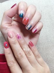 -睫乐园•睫公馆•美睫美甲沙龙