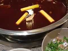 -肖肖酸萝卜鱼火锅(总店)