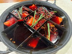 -正南齊北重庆老火锅(光华村直营店)