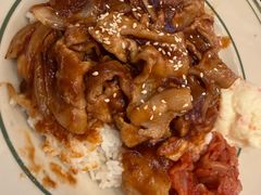 -玛格萝妮比萨屋(四平店)