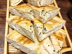 饽饽饼-王明古法砂锅居(开化寺店)