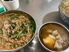 -正宗杨记普洱酸醋米线(总店)