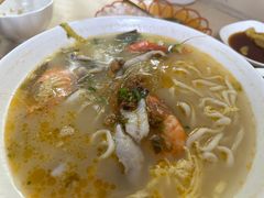 -面道赞宁海海鲜面(迎凤街店)