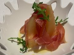 西班牙火腿配蜜瓜-云厨·高空西餐厅(成都瑯珀·凯悦臻选酒店)