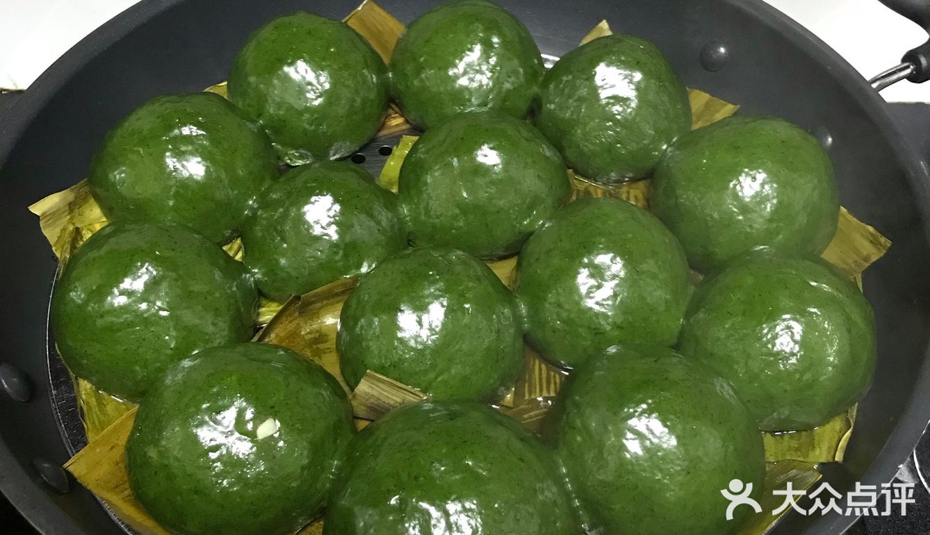 妈妈牌手作青团  咸菜笋丁肉青团应该是杭嘉湖这边特有