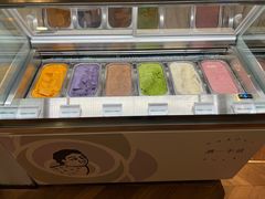 -潮一不贰·法式甜品·生日蛋糕·西式简餐(外滩店)