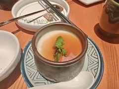 -云海肴·汽锅鸡·云南菜(天山百盛优客店)