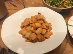 -泉畔人家·老济南经典鲁菜(大明湖店)