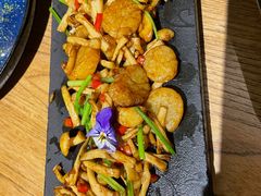 -荟廷·晶萃(陆家嘴尚悦湾店)