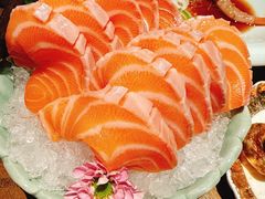 三文鱼鱼腩-筱田の食堂·izakaya(淮海中路店)